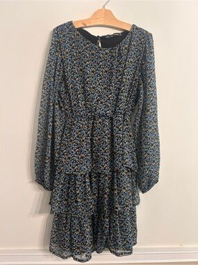 Clew Woman- Blue Floral Tiered Long Sleeve Dress size 2
